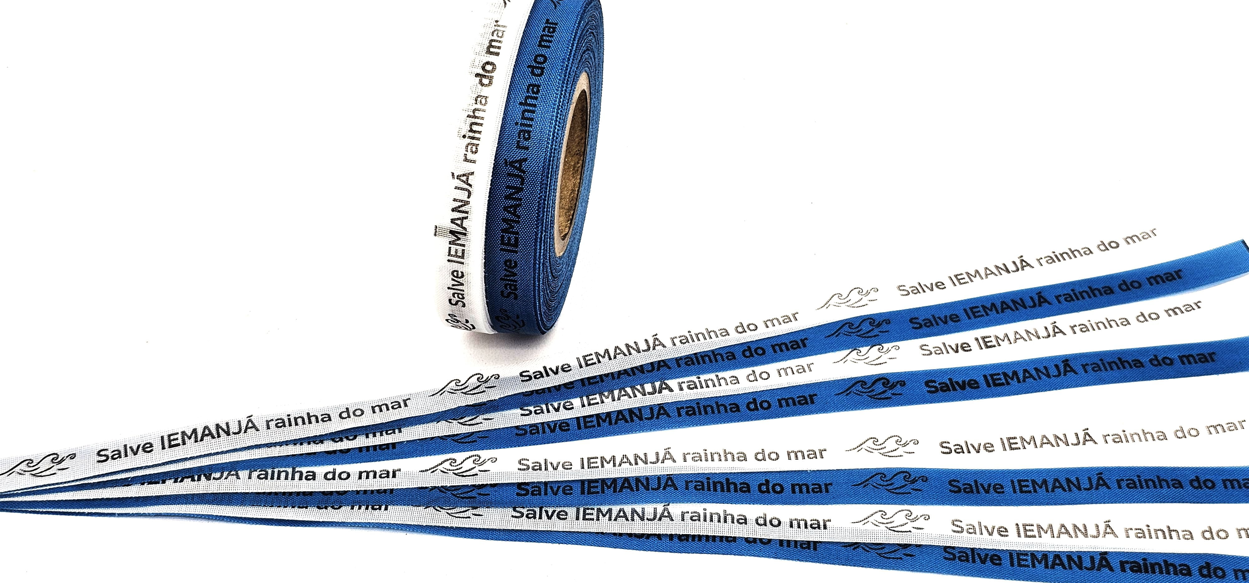 SALVE IEMANJÁ RAINHA DO MAR. 500 FITAS CORTADAS. CORES: AZUL TURQUESA E BRANCO.