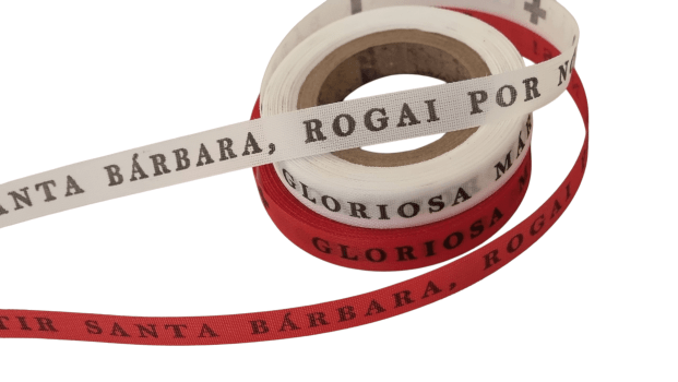 Gloriosa Mártir Santa Bárbara. 1000 Fitas Cortadas 2 cores. Gloriosa Mártir Santa Bárbara. 1000 Fitas Cortadas 2 cores.